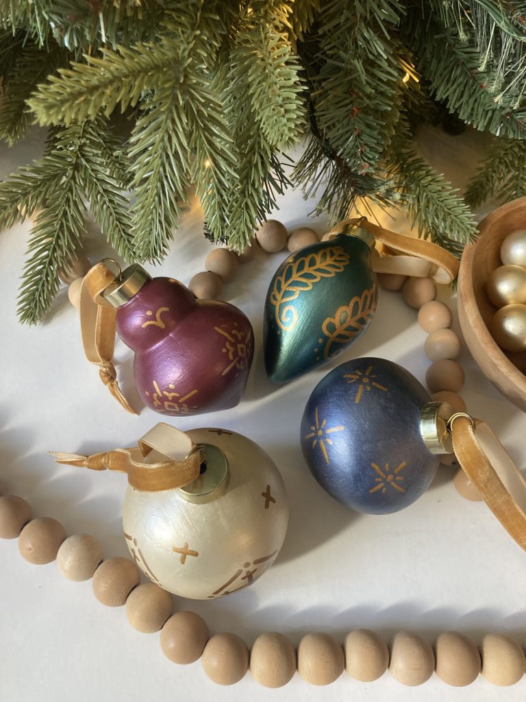 Nativity of Our Lord - 4 Ornament Set